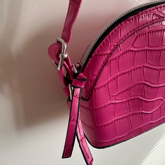 Primark Vibrant Pink Croc-Texture Crossbody Bag - Picture 10 of 10